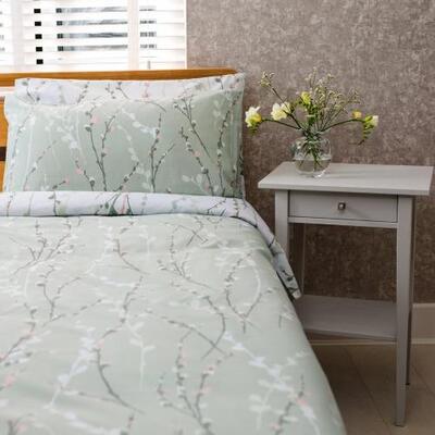 Polycotton Evelyn Floral -  Extra Large Single Duvet Cover Set