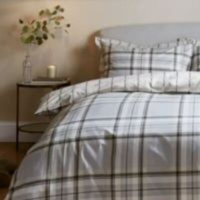 Student Bedding Set - Stripes & Checks - Highland Check